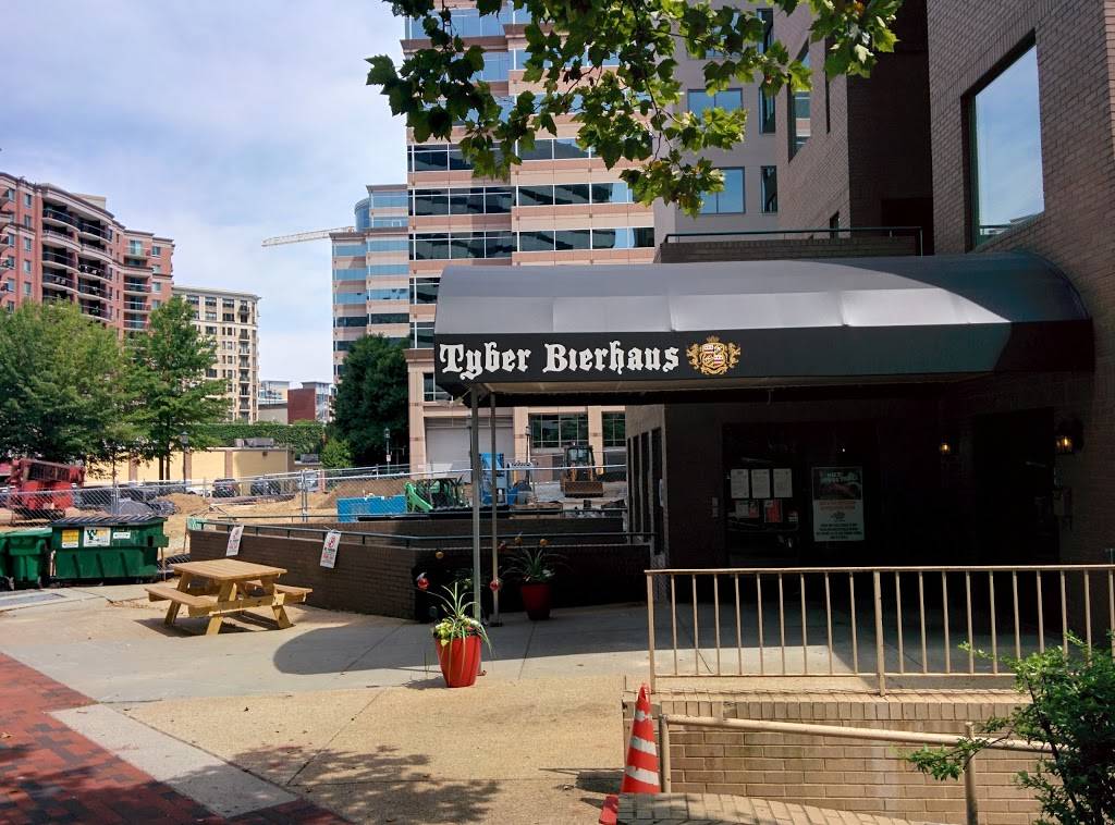 St. Arnolds Mussel Bar Bethesda | restaurant | 7525 Old Georgetown Rd, Bethesda, MD 20814, USA | 3019130352 OR +1 301-913-0352