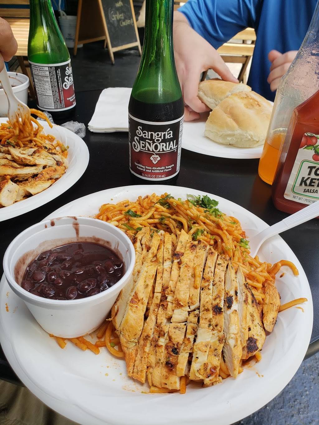 Mi Tierra | restaurant | 732 Classon Ave, Brooklyn, NY 11238, USA | 3474420352 OR +1 347-442-0352