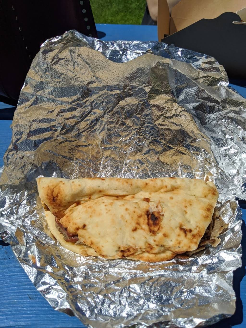 Mudgies Food Truck | restaurant | 2 Lower Main St E, Johnson, VT 05656, USA | 8023706514 OR +1 802-370-6514