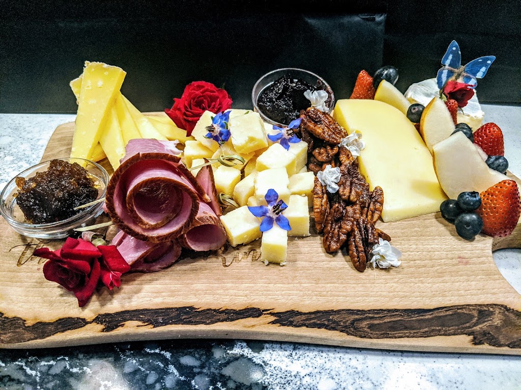 Golden Rind Cheese & Wine | restaurant | 13251 McGregor Blvd #108, Fort Myers, FL 33919, USA | 2393136001 OR +1 239-313-6001