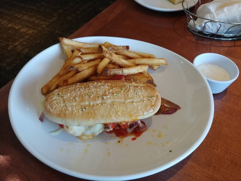 Olive Garden Italian Restaurant | meal takeaway | 9690 US-19, Port Richey, FL 34668, USA | 7278454510 OR +1 727-845-4510