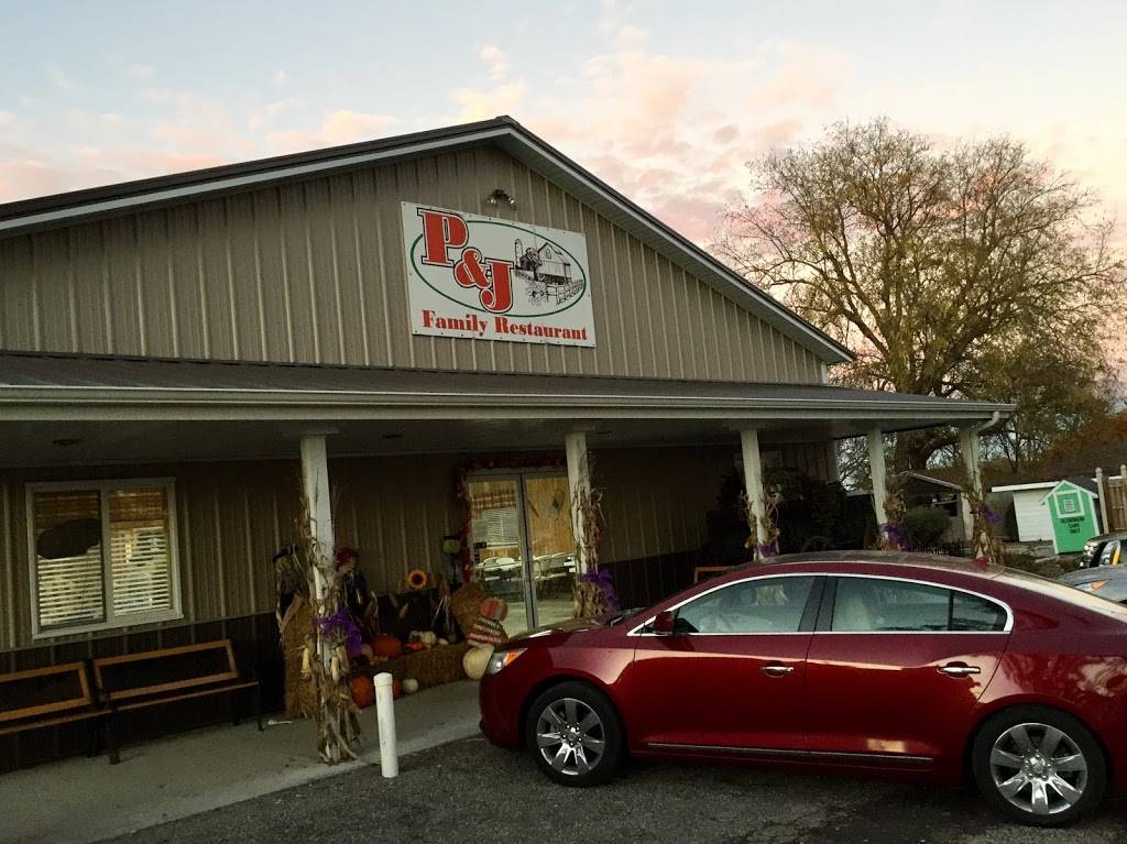 P & J Family Restaurant LLC | restaurant | 100 Locust St, De Kalb, MO 64440, USA | 8166853080 OR +1 816-685-3080