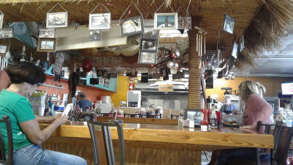 Island Outpost | restaurant | 14231 W Ozello Trail, Crystal River, FL 34429, USA | 3527951880 OR +1 352-795-1880