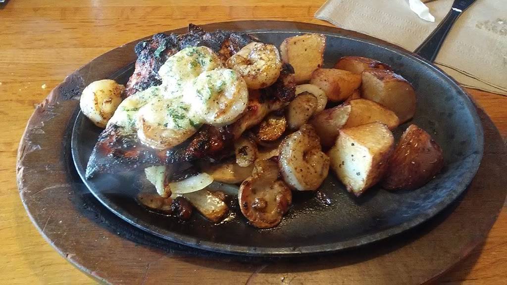 Applebees Grill + Bar | restaurant | 52 Brick Plaza, Brick, NJ 08723, USA | 7322629876 OR +1 732-262-9876