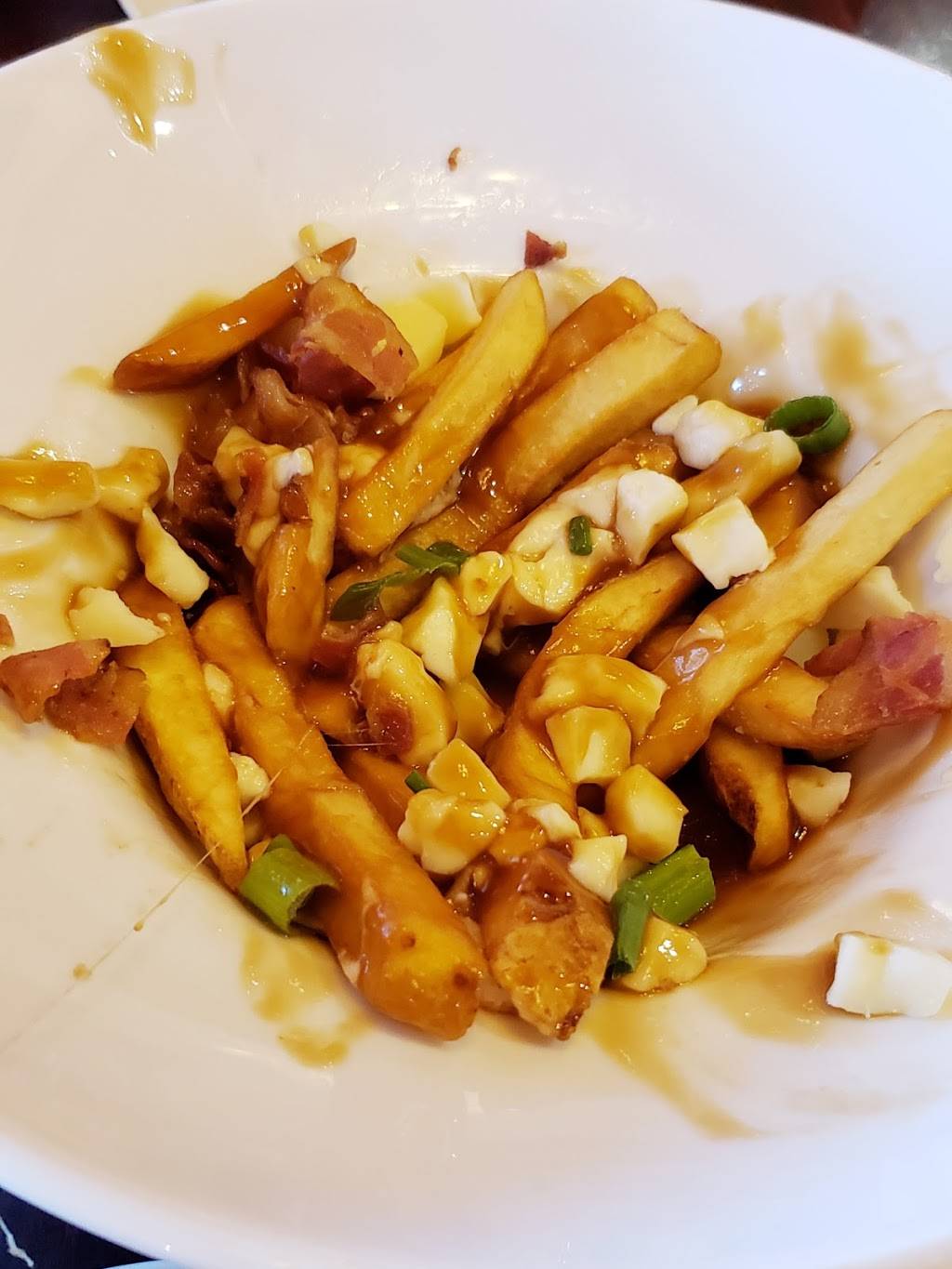 Doc Magilligans Restaurant & Irish Pub | restaurant | 6400 Lundy`s Lane, Niagara Falls, ON L2G 1T6, Canada | 9053740021 OR +1 905-374-0021