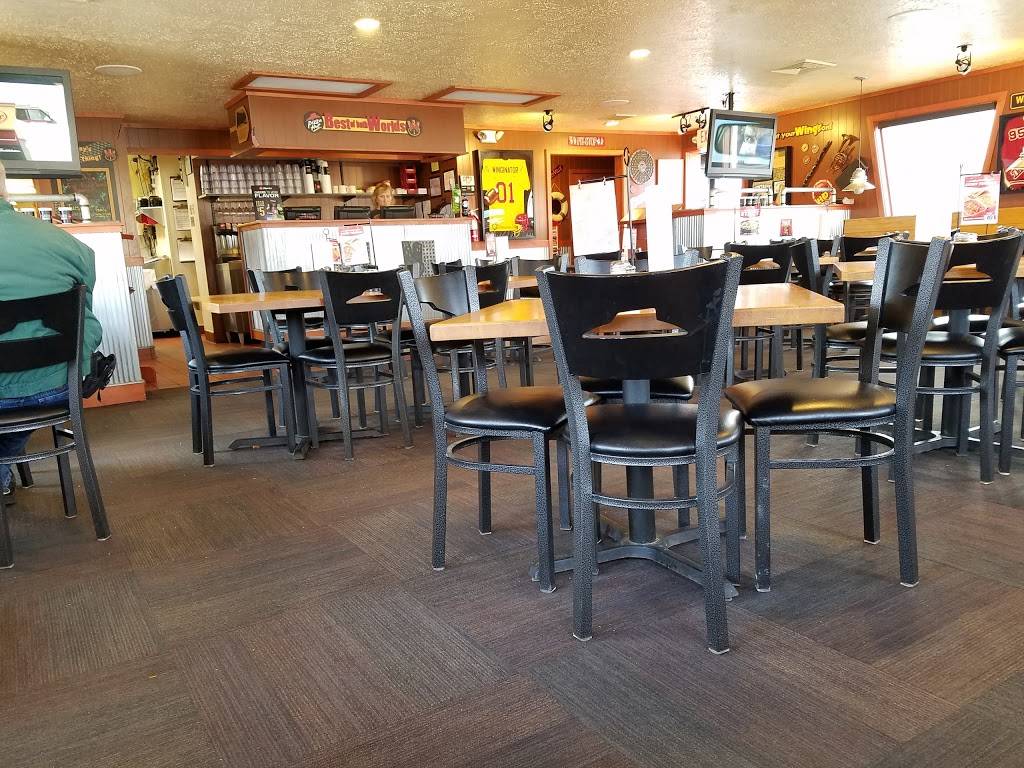 Pizza Hut | meal takeaway | 811 E Colby St, Whitehall, MI 49461, USA | 2318949004 OR +1 231-894-9004