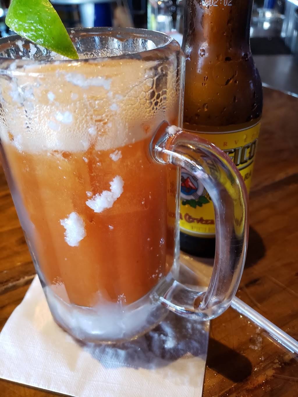 Ojos Locos Sports Cantina - Austin | restaurant | 7522 N Interstate Hwy 35, Austin, TX 78752, USA | 5123820316 OR +1 512-382-0316