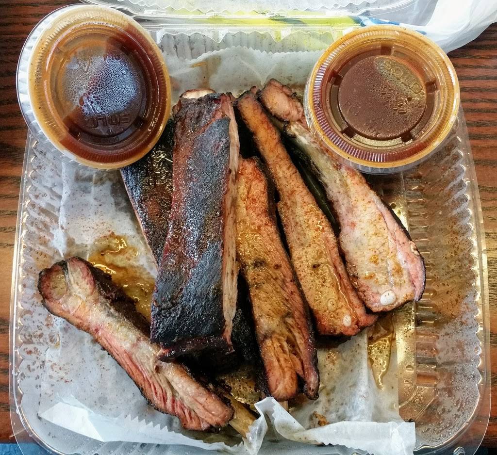 Texas 202 Barbeque of Maryland | restaurant | 14123 Brandywine Rd, Brandywine, MD 20613, USA | 2406813957 OR +1 240-681-3957