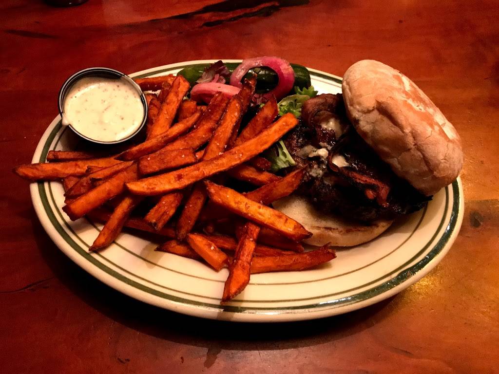 Dakota Steakhouse | restaurant | 1489 Silas Deane Hwy, Rocky Hill, CT 06067, USA | 8602577752 OR +1 860-257-7752