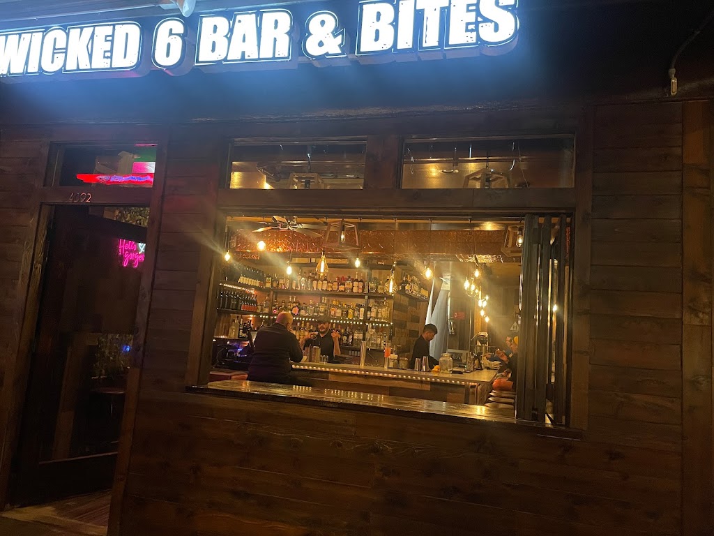 Copper Bar Kitchen & Microbrewery | restaurant | 4092 18th St, San Francisco, CA 94114, USA | 4155291122 OR +1 415-529-1122