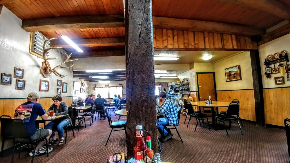 Moose Cafe | restaurant | 115 W Park Ave, Kremmling, CO 80459, USA | 9707249987 OR +1 970-724-9987