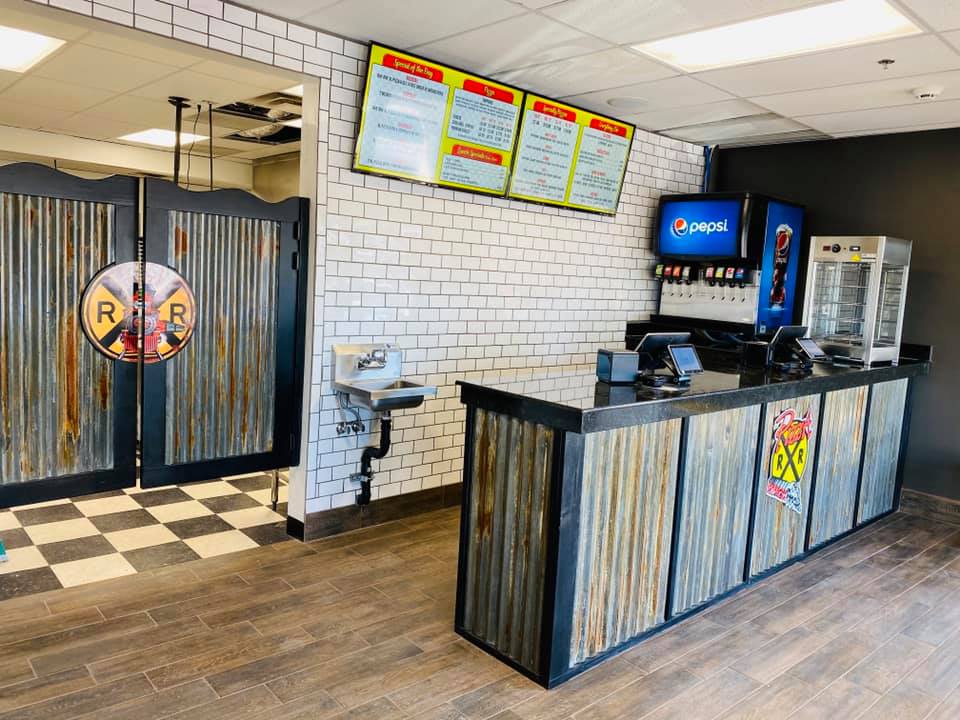 R & R Pizza Express - Cottonwood | restaurant | 636 S Main St, Cottonwood, AZ 86326, USA | 9286391200 OR +1 928-639-1200