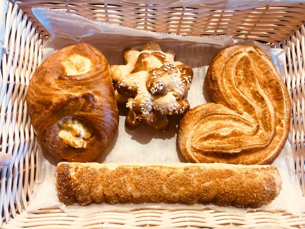 Flor Blanca Bakery and cafe | restaurant | 9364 Lanham Severn Rd, Lanham, MD 20706, USA | 2407646072 OR +1 240-764-6072