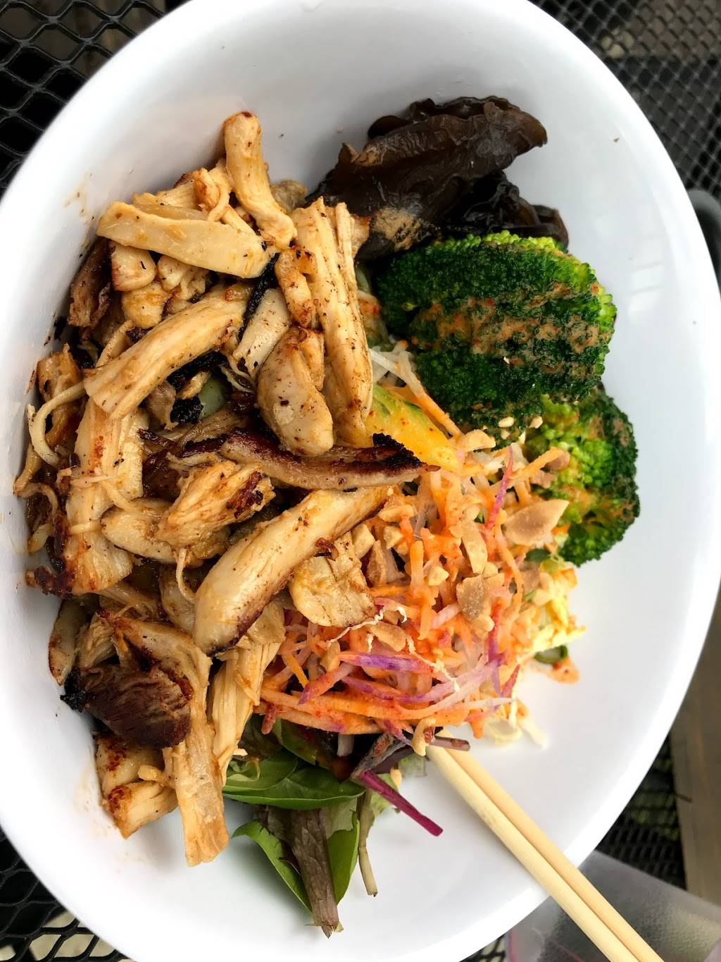 Mings Noodle Bar | restaurant | 5253 McCullough Ave, San Antonio, TX 78212, USA | 2105649349 OR +1 210-564-9349