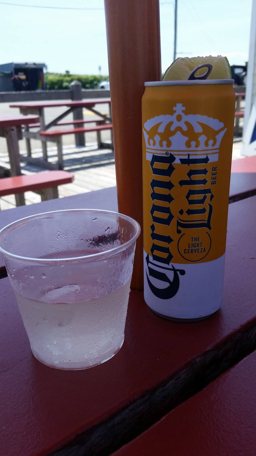 Gilgo Beach Inn | restaurant | Gilgo Beach Parking Lot (Ocean Parkway), Gilgo Beach, NY 11702, USA | 6318263339 OR +1 631-826-3339