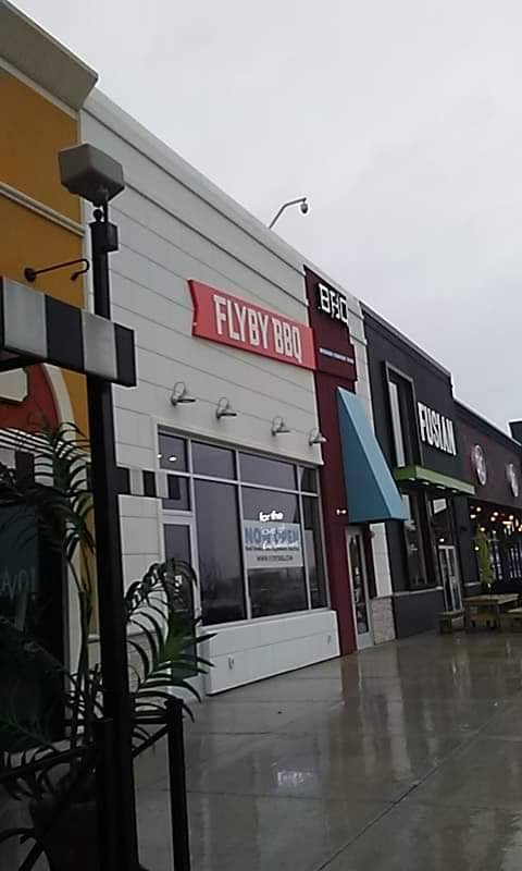 Flyby BBQ | restaurant | 2733 Fairfield Commons suite a, Beavercreek, OH 45431, USA | 9376373001 OR +1 937-637-3001