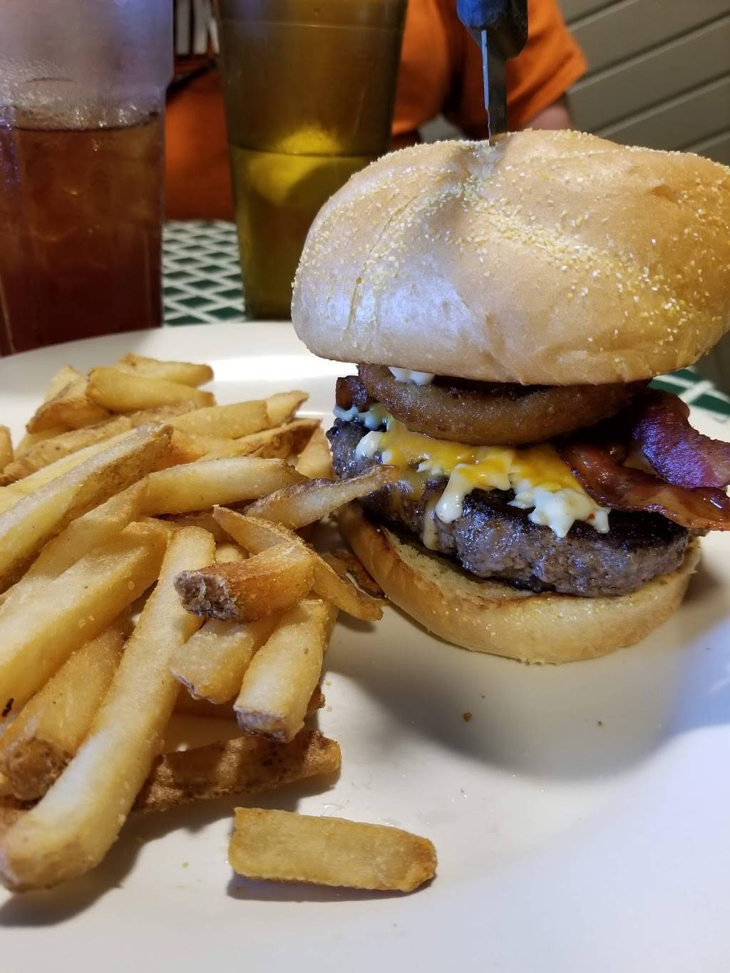 Highland Street Cafe | restaurant | 185 S Highland St, Mt Dora, FL 32757, USA | 3523831446 OR +1 352-383-1446