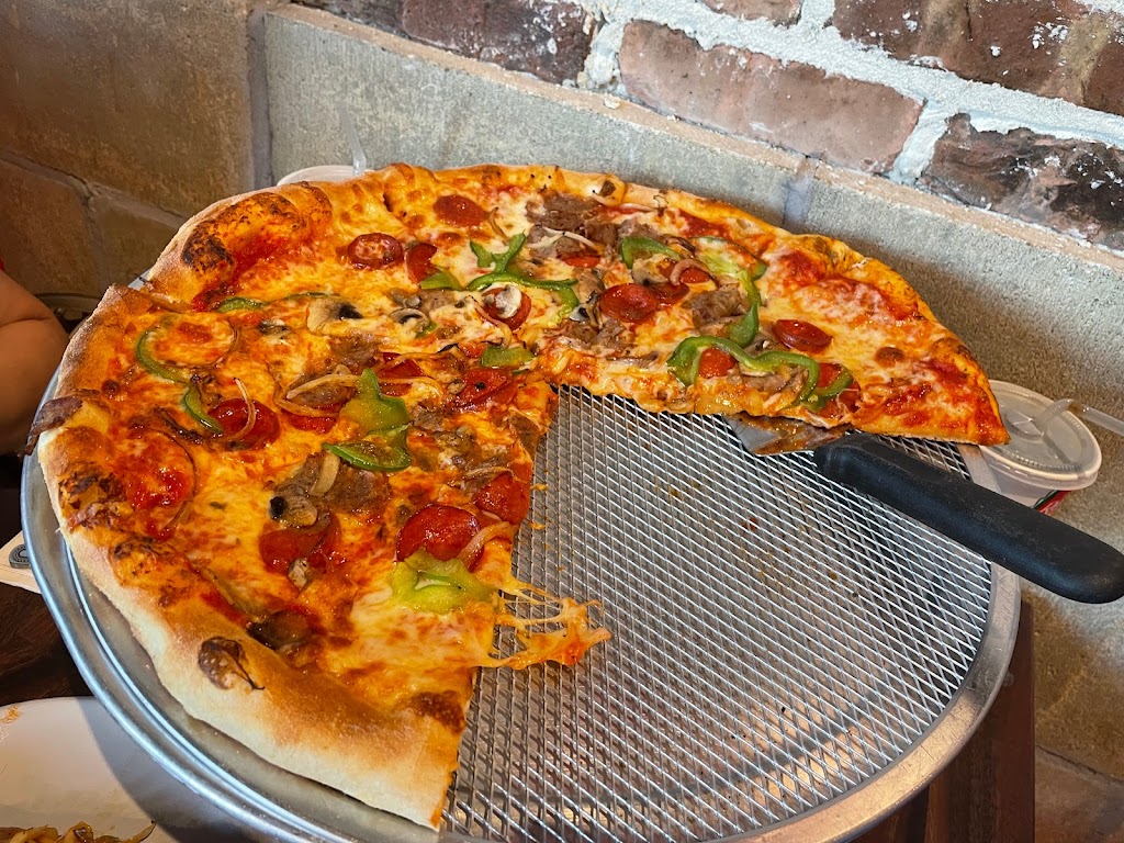 Bronx House Pizza | restaurant | 5615 State Hwy 100 East, Suite 204, Palm Coast, FL 32164, USA | 3863566699 OR +1 386-356-6699