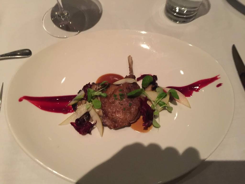 LEtoile | restaurant | 1 S Pinckney St #107, Madison, WI 53703, USA | 6082510500 OR +1 608-251-0500