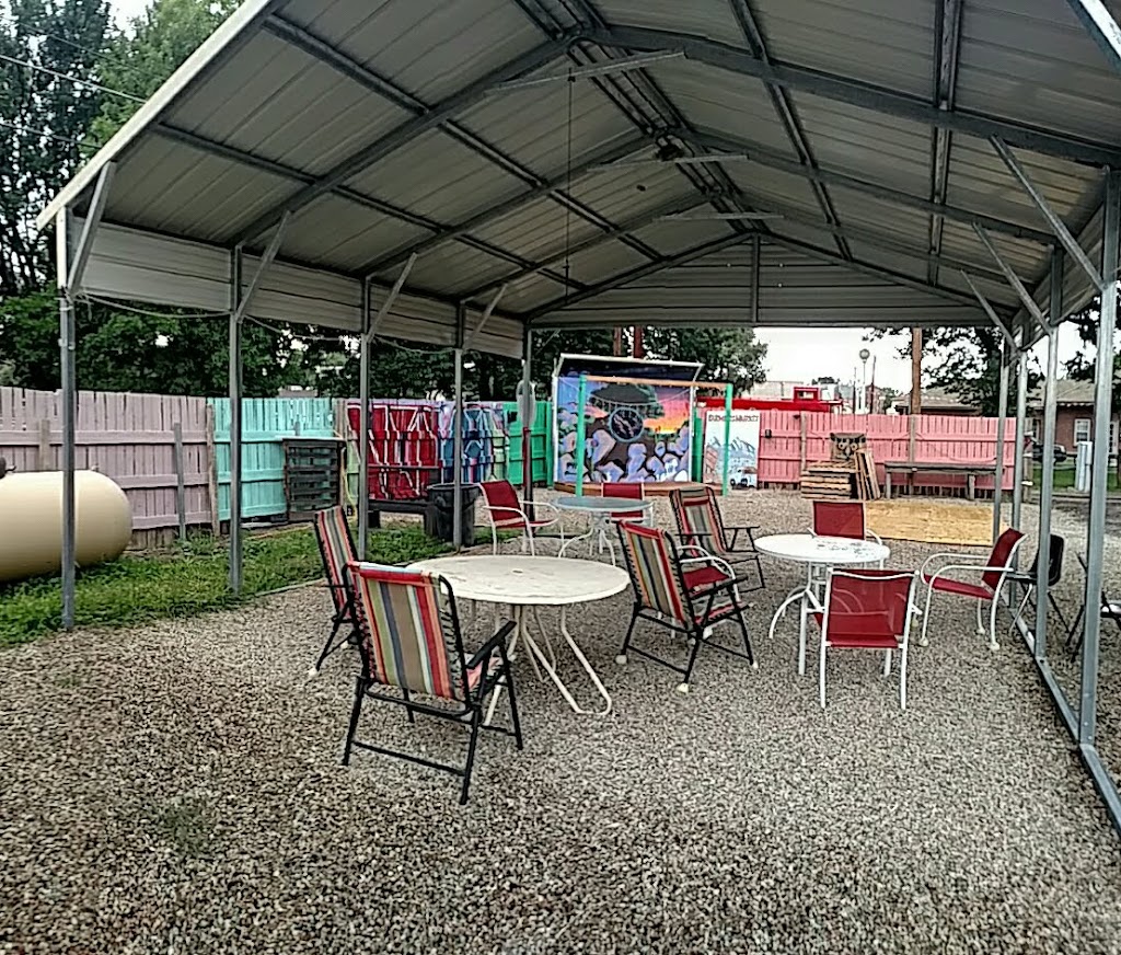 Rollin Smoke Garage BBQ | restaurant | 110 E 5th St, Walsenburg, CO 81089, USA | 7198901072 OR +1 719-890-1072