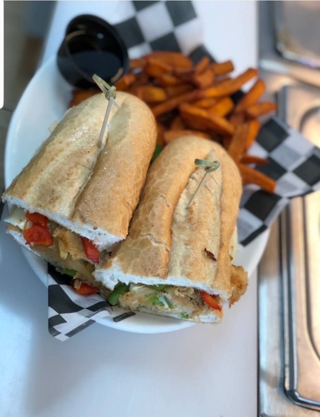 7 Cities Cafe & Grill | restaurant | 2720 N Mall Dr #160, Virginia Beach, VA 23452, USA | 7579376107 OR +1 757-937-6107