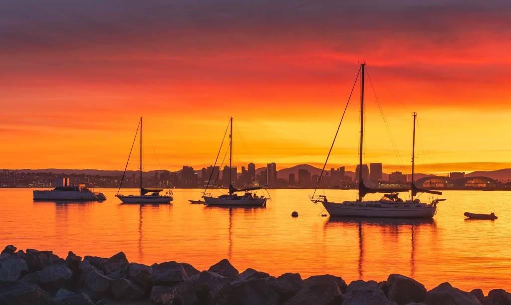 Silver Gate Yacht Club | restaurant | 2091 Shelter Island Dr, San Diego, CA 92106, USA | 6192221214 OR +1 619-222-1214