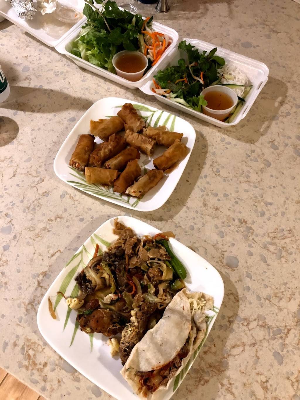 Saigon Noodle House | restaurant | 45-1151 Kamehameha Hwy D, Kaneohe, HI 96744, USA | 8082356107 OR +1 808-235-6107