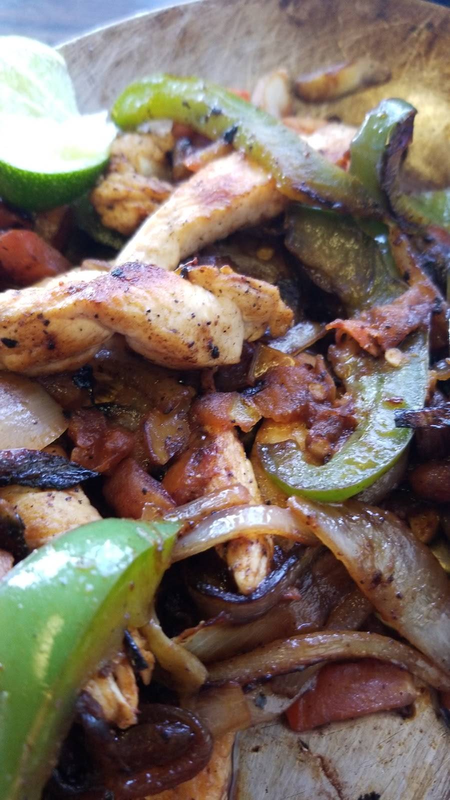 La Mesa Restaurant | restaurant | 243 W Northwest Hwy, Barrington, IL 60010, USA | 8472779636 OR +1 847-277-9636