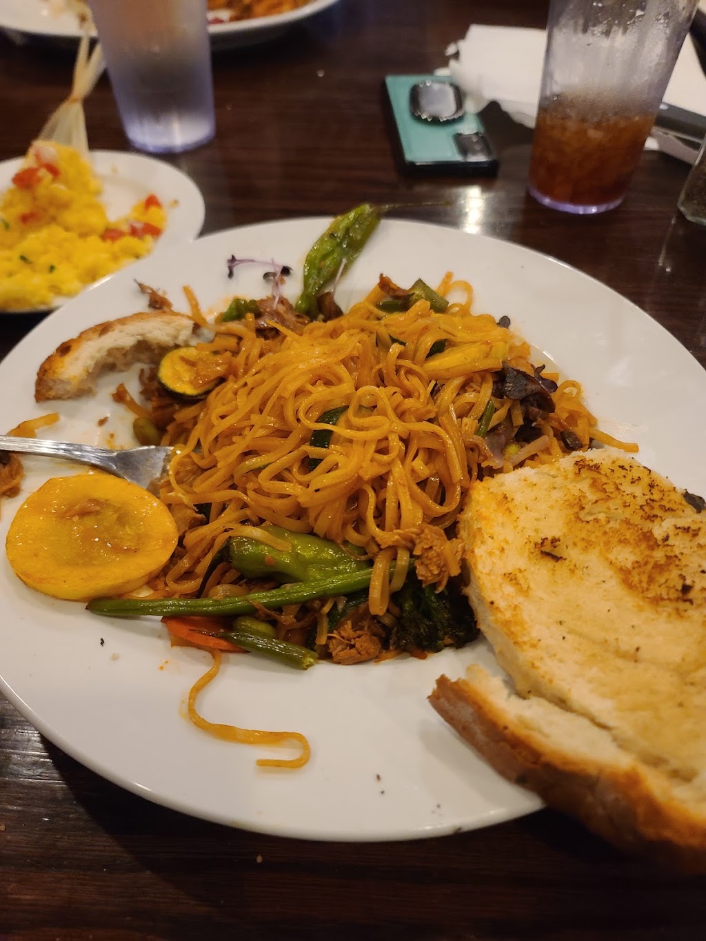 The Dish Room | restaurant | 218 S Lincoln St, Burlington, CO 80807, USA | 7193468790 OR +1 719-346-8790