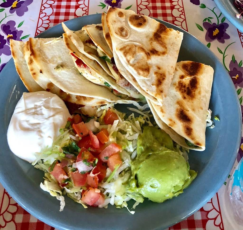 Hula Hut | restaurant | 3825 Lake Austin Blvd, Austin, TX 78703, USA | 5124764852 OR +1 512-476-4852