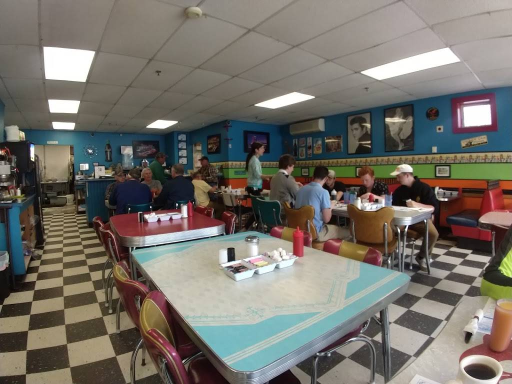 Rickys Diner | restaurant | 257 Main St, Bridgton, ME 04009, USA | 2076472499 OR +1 207-647-2499