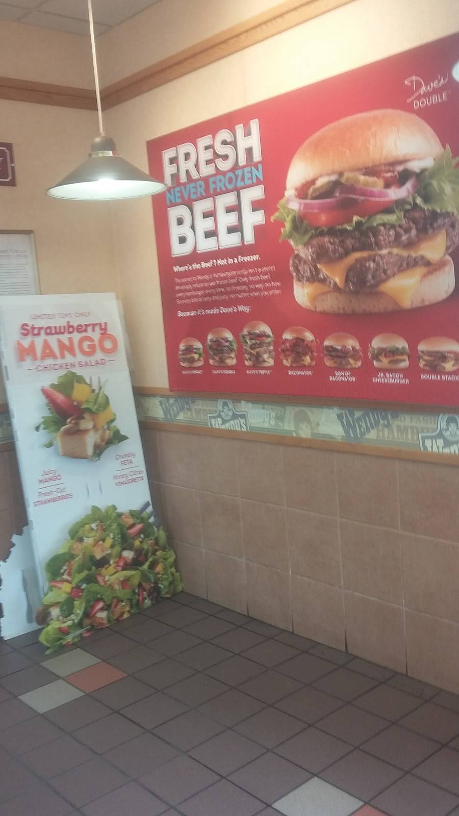 Wendys | restaurant | 19100 Kelly Rd, Detroit, MI 48224, USA | 3133721152 OR +1 313-372-1152