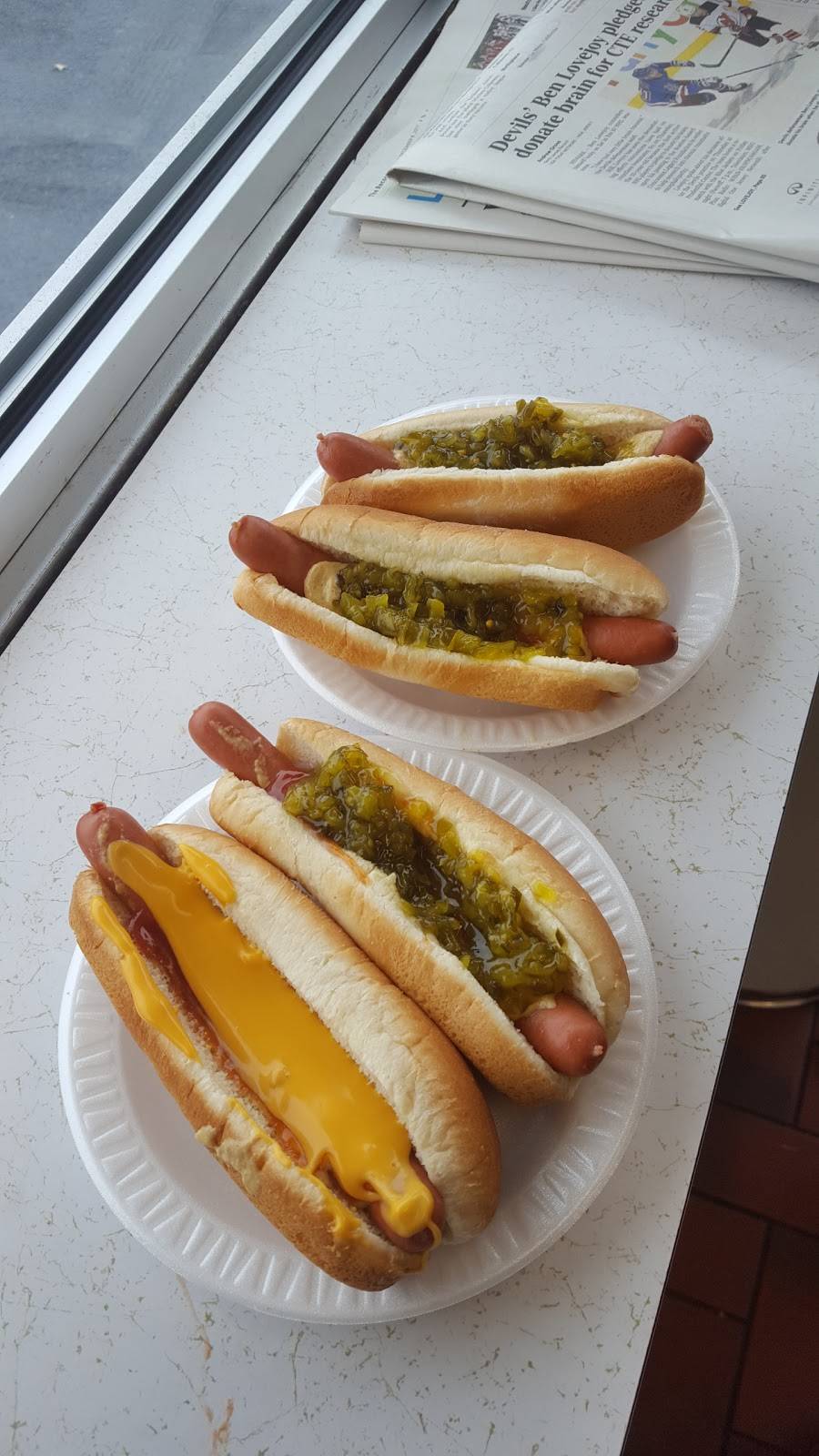 Hanks Franks | restaurant | 210 US-46, Lodi, NJ 07644, USA | 9734738589 OR +1 973-473-8589