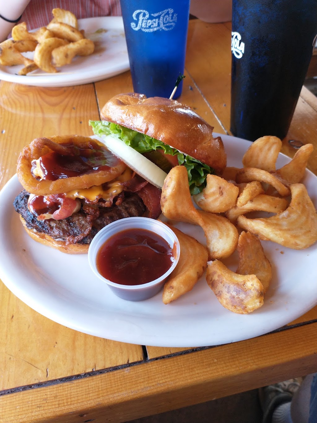 Mom and Pops Diner | restaurant | 805 W Broadway Ave, Moses Lake, WA 98837, USA | 5098557294 OR +1 509-855-7294