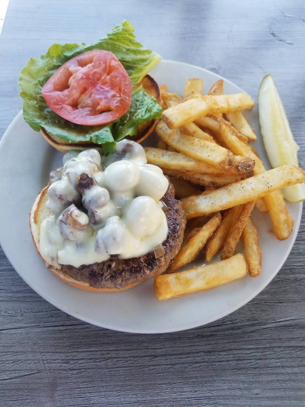 Florida Roadhouse | restaurant | 4170 US-1, Edgewater, FL 32141, USA | 3868478828 OR +1 386-847-8828