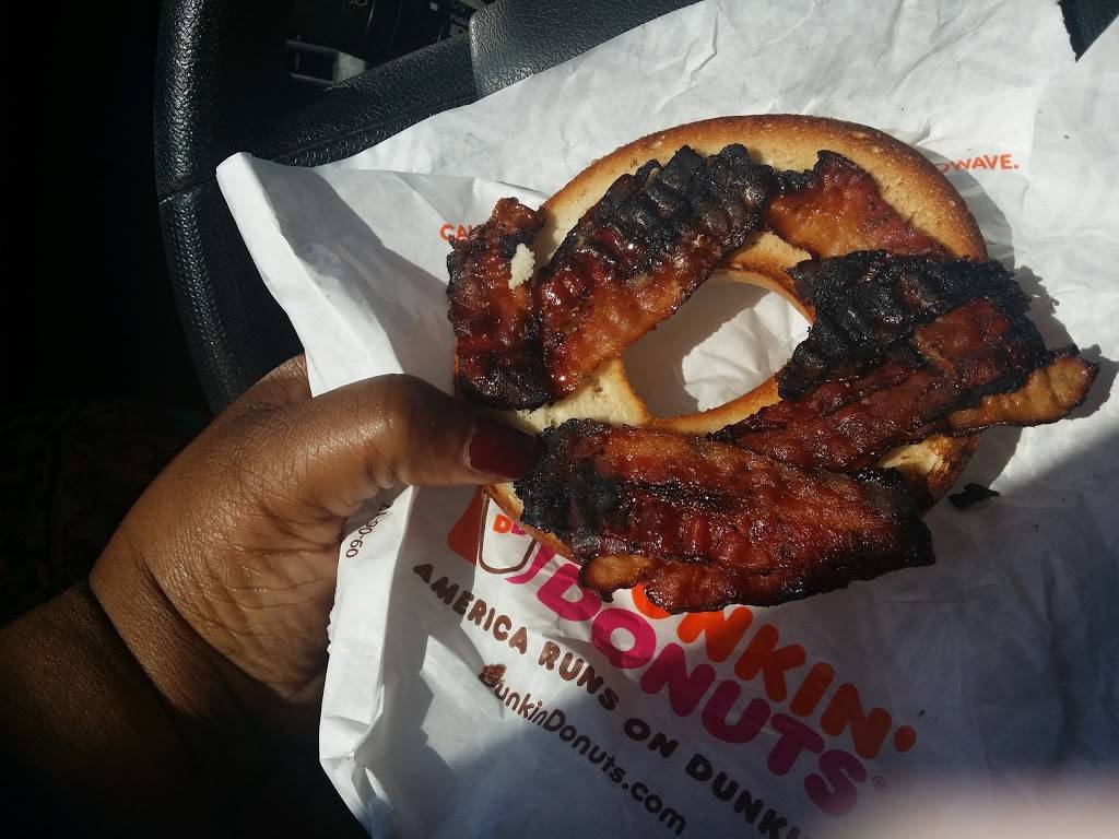 Dunkin | cafe | 6999 Merrill Rd Ste 1, Jacksonville, FL 32277, USA | 9047430300 OR +1 904-743-0300