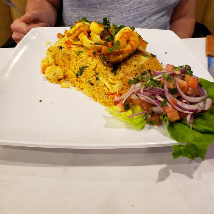 El Piketon Restaurant and Lounge | restaurant | 19611 84th Ave S, Kent, WA 98032, USA | 2532377319 OR +1 253-237-7319