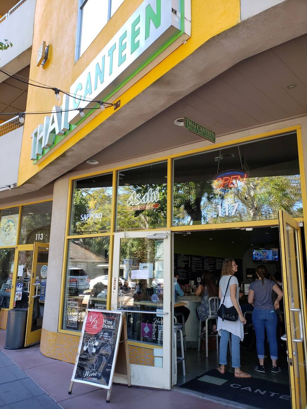 Thai Canteen Davis | restaurant | 117 E St, Davis, CA 95616, USA | 5302315465 OR +1 530-231-5465