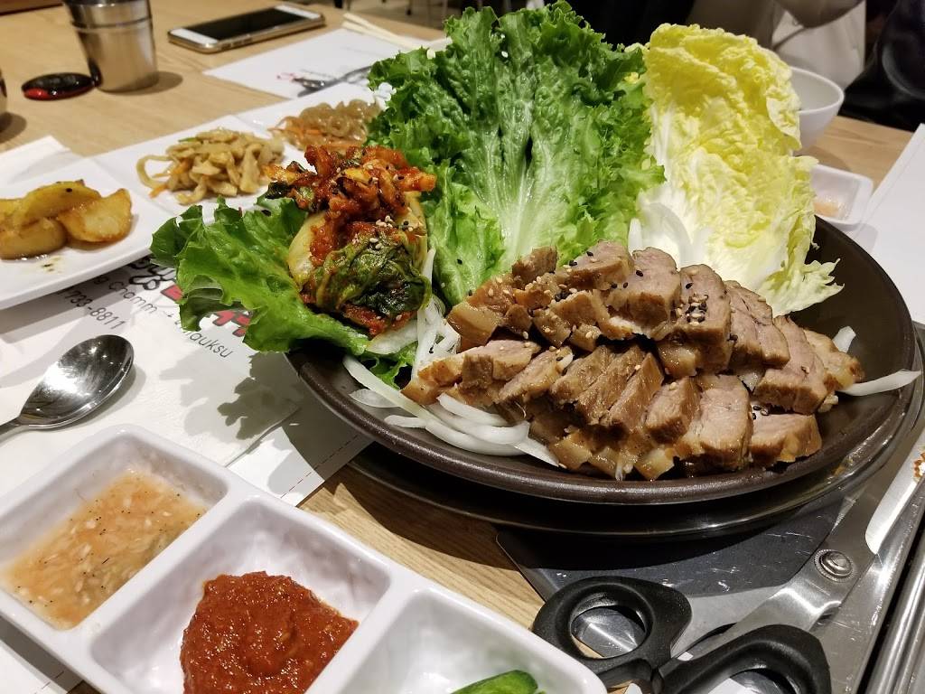 명동 참맛 칼국수 (Myoungdong Chammat Kalguksu) | restaurant | 1549 Steeles Ave E, North York, ON M2M 3Y7, Canada | 4167338811 OR +1 416-733-8811