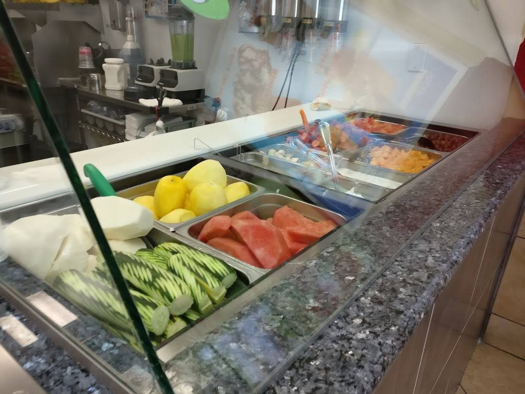 Bionicos Y Jugos Zapopan Inc. | restaurant | 12100 Valley Blvd #102, El Monte, CA 91732, USA | 6265796220 OR +1 626-579-6220