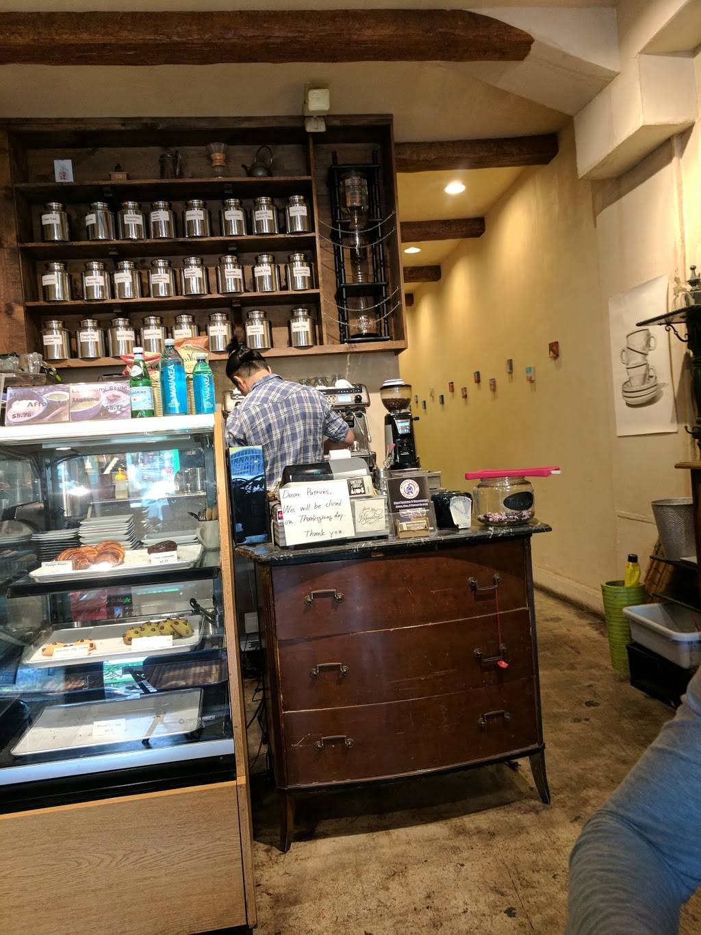 Paradocs Coffee & Tea | cafe | 1032 S Fairfax Ave, Los Angeles, CA 90019, USA | 3239652158 OR +1 323-965-2158