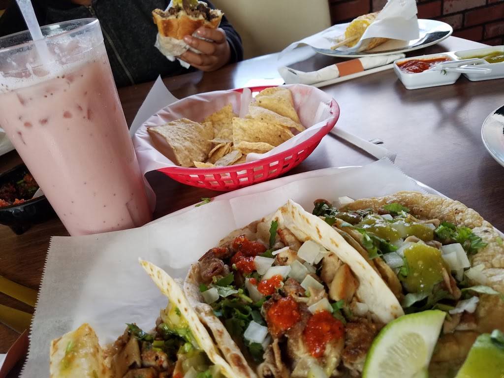 Lolitas Tacos | restaurant | 2307 E Main St, Kalamazoo, MI 49048, USA | 2695321473 OR +1 269-532-1473