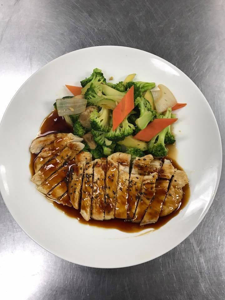 Oishii Japanese Cuisine | restaurant | 116-09 Metropolitan Ave, Richmond Hill, NY 11418, USA | 7188461888 OR +1 718-846-1888