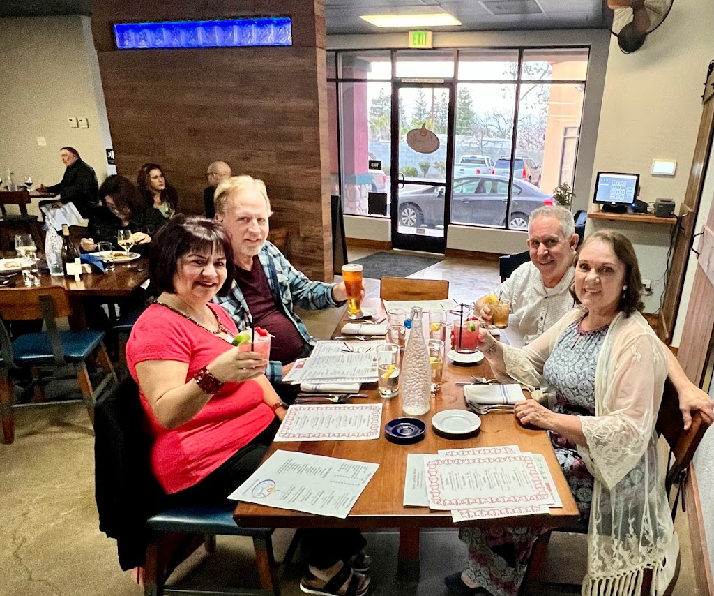 Burlys California Bistro | restaurant | 1219 N Carpenter Rd suite 5, Modesto, CA 95351, USA | 2093129400 OR +1 209-312-9400