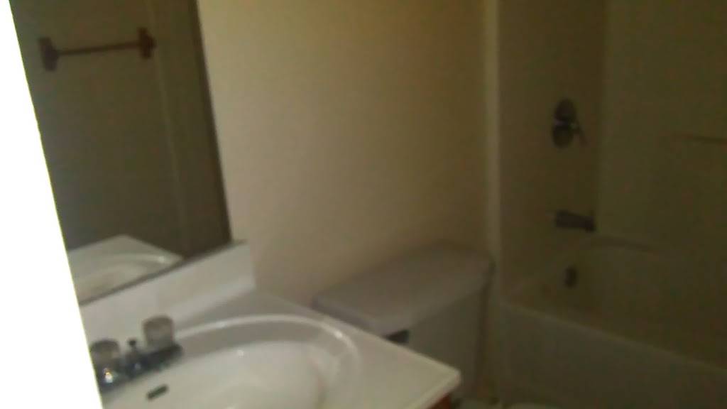 Churchs Chicken | restaurant | 120 S SE Loop 323, Tyler, TX 75708, USA | 9035937561 OR +1 903-593-7561