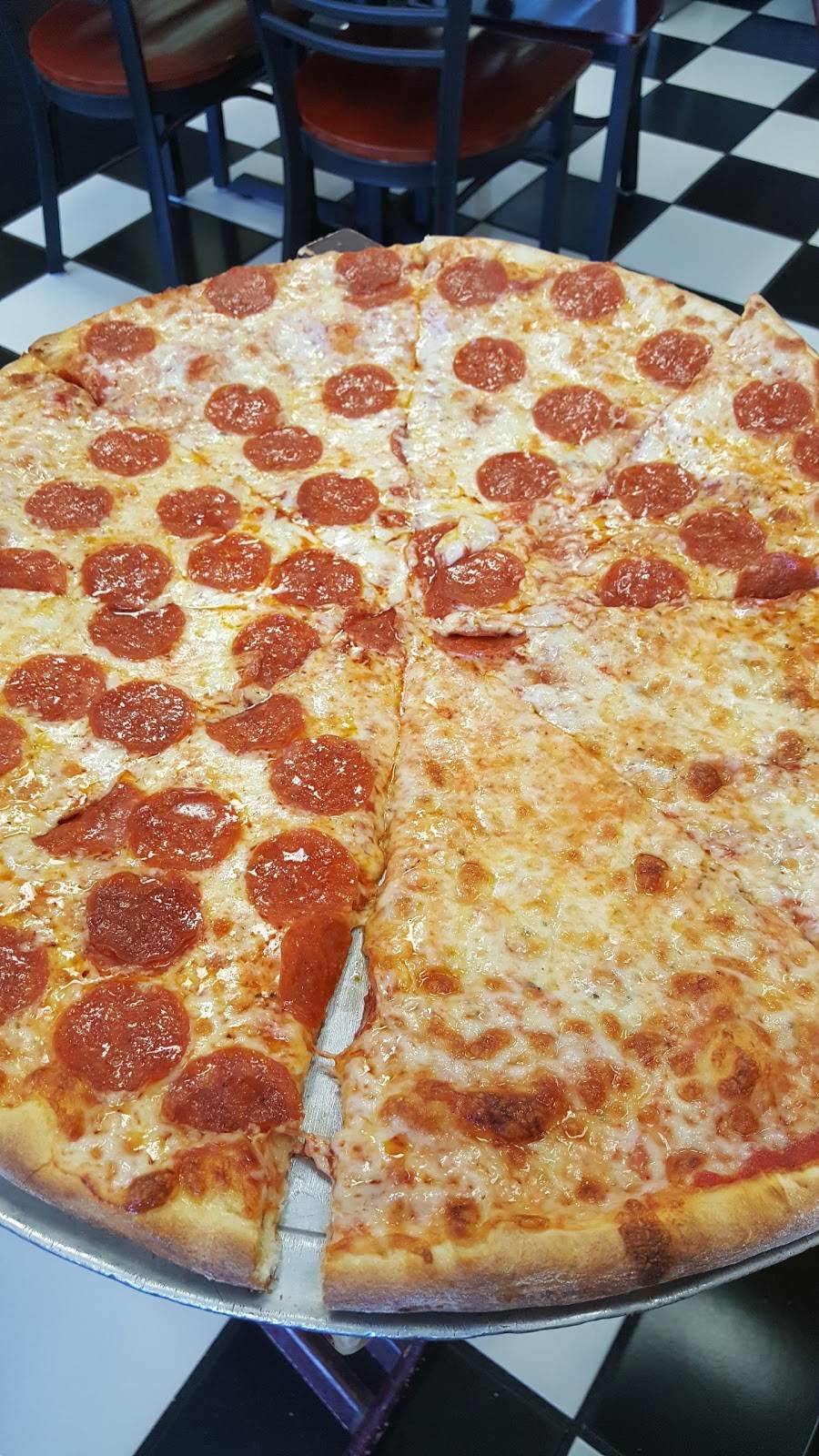 Ginos Ny Style Pizzeria | restaurant | 532 Highway 17 North, North Myrtle Beach, SC 29582, USA | 8432807799 OR +1 843-280-7799