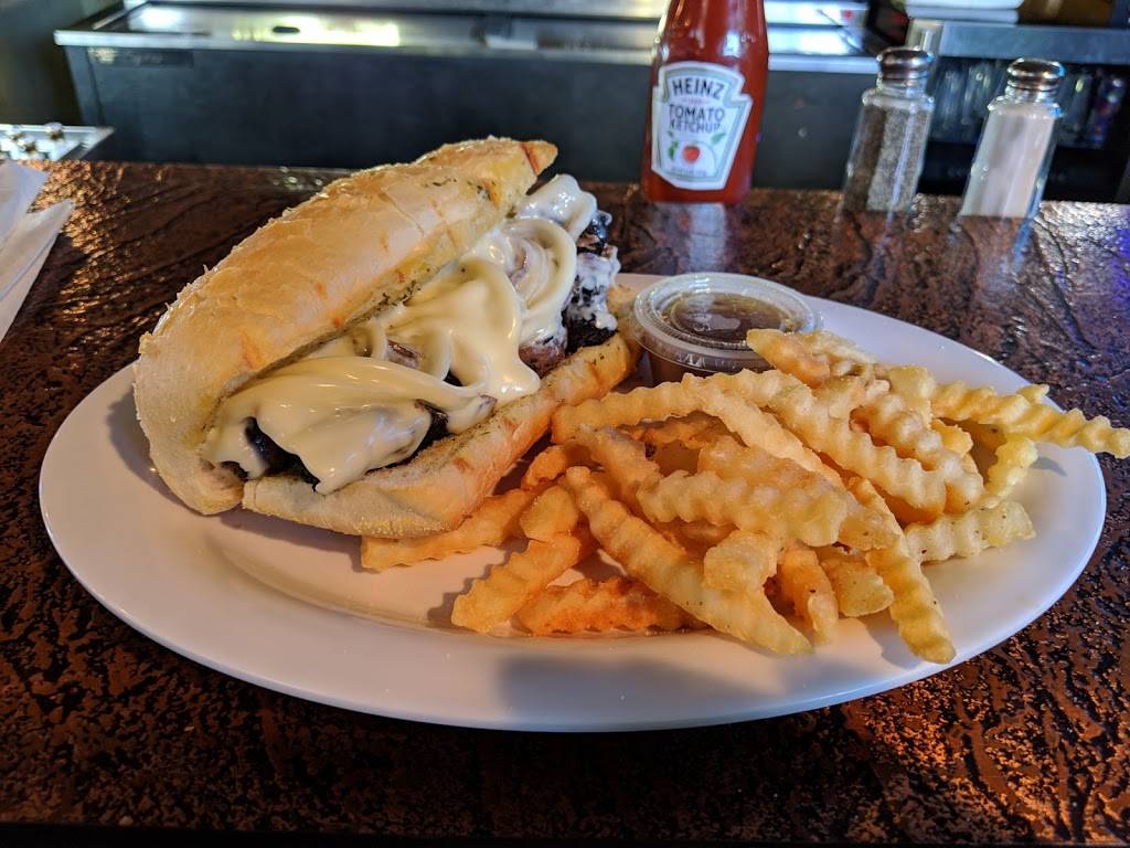 Fanellas Pizza & Pub | restaurant | 26842 IL-134, Ingleside, IL 60041, USA | 8475468282 OR +1 847-546-8282