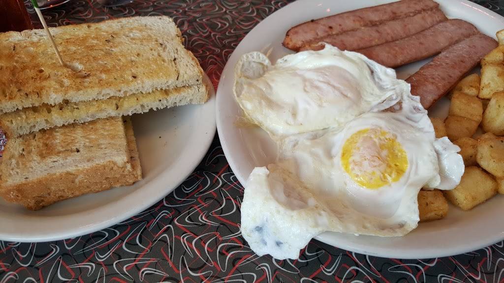 Blast from the Past Too Diner | restaurant | 623 US-1, Scarborough, ME 04074, USA | 2078833500 OR +1 207-883-3500