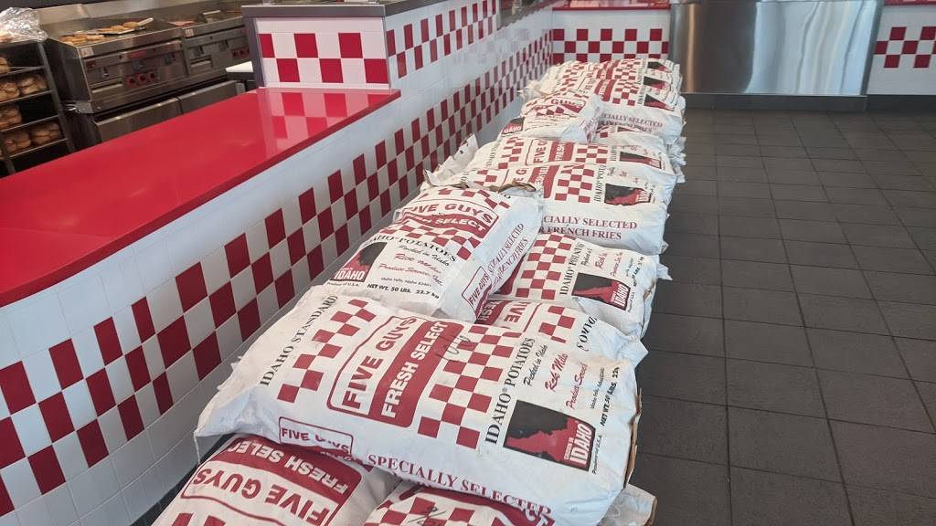 Five Guys | meal takeaway | 10125 Ulmerton Rd Suite 1, Largo, FL 33771, USA | 7272388971 OR +1 727-238-8971