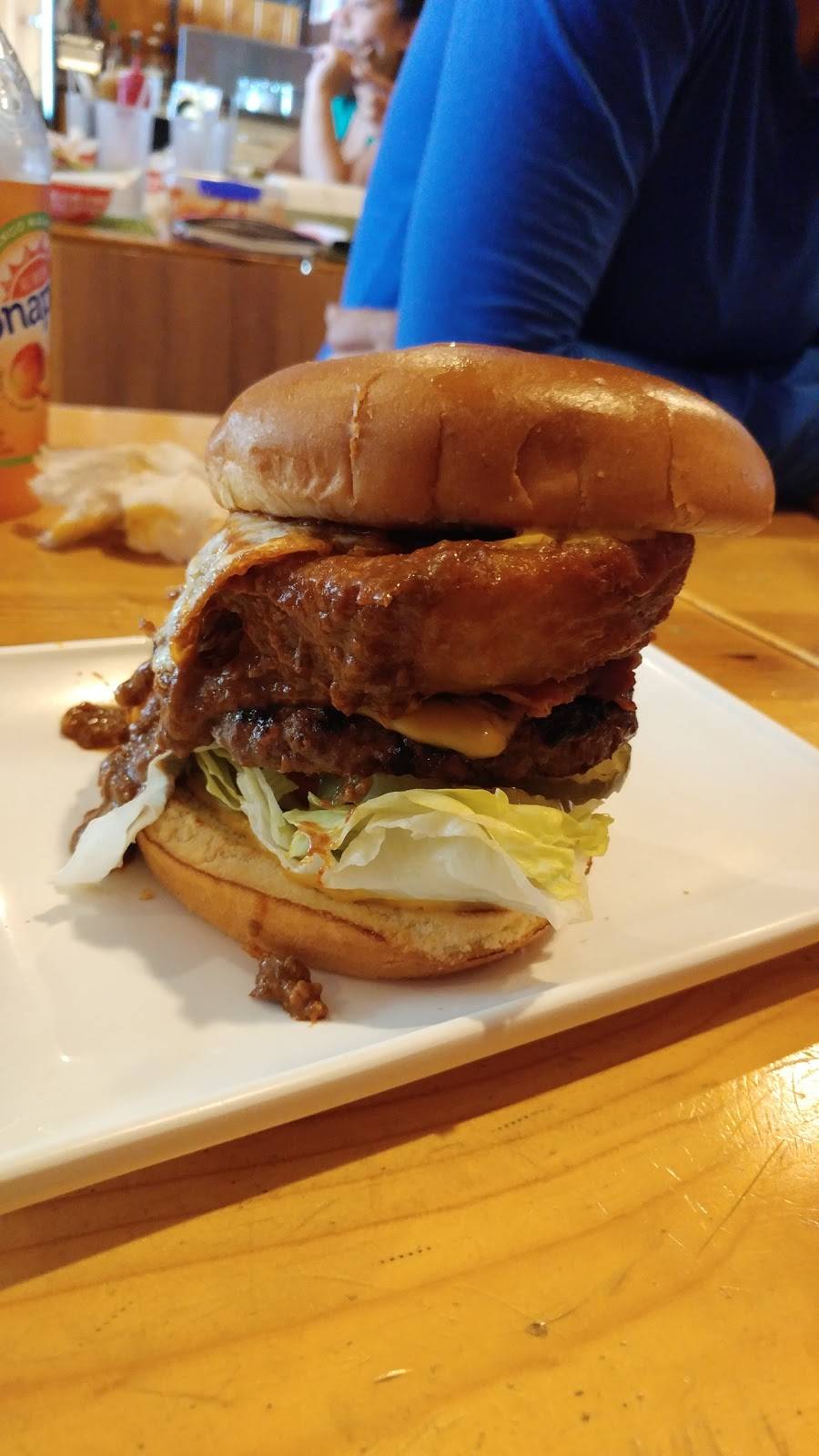 The Slaw Dogs | restaurant | 720 N Lake Ave, Pasadena, CA 91104, USA | 6268089777 OR +1 626-808-9777